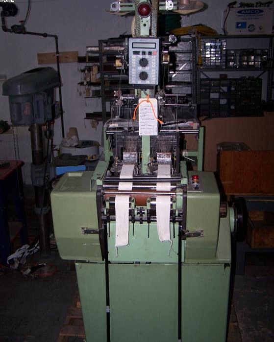 MUELLER Model NF 28 Narrow Loom,